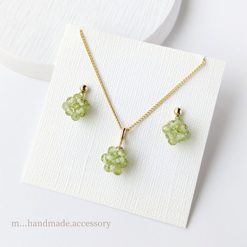 おすすめ2点セット＊ 8月誕生石 ペリドットの3粒ピアス / イヤリング 
