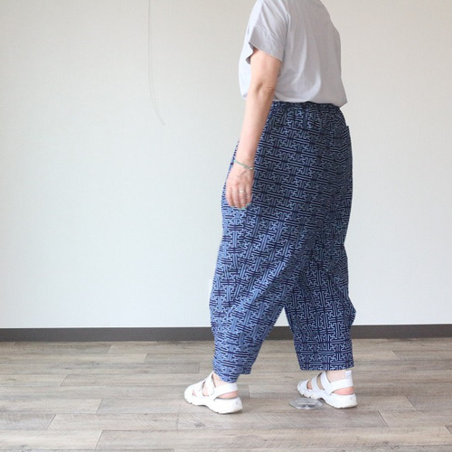 着物リメイク 秋名バラ模様浴衣バルーンパンツ キュロット
