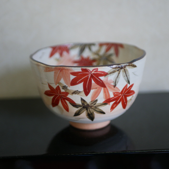 茶道具 清水焼 色絵 抹茶碗 作家物 美品 A531 京都 清水焼】抹茶碗 色絵琳派 松に雪 善昇｜コトポッター