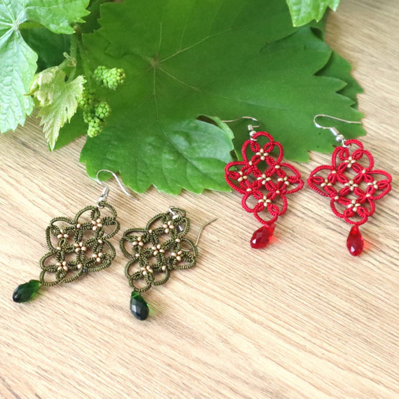 OYA tatting lace earrings [ARABESQUE] Deep Forest 第3張的照片