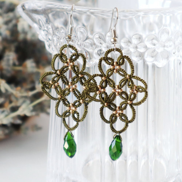 OYA tatting lace earrings [ARABESQUE] Deep Forest 第1張的照片