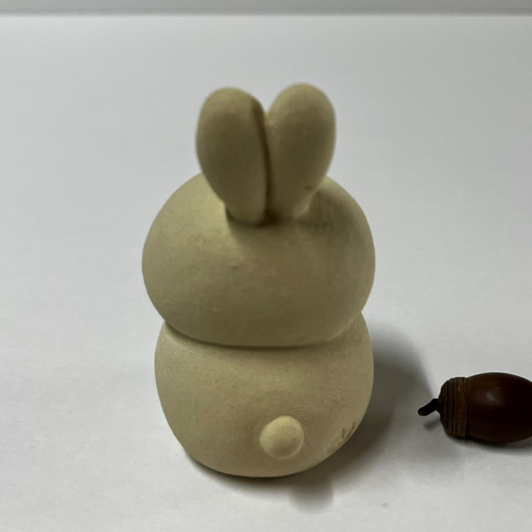 【受注制作】干支　ちっちゃい卯　と赤布　Ａ-274　陶製　/Rabbit/兔子 7枚目の画像