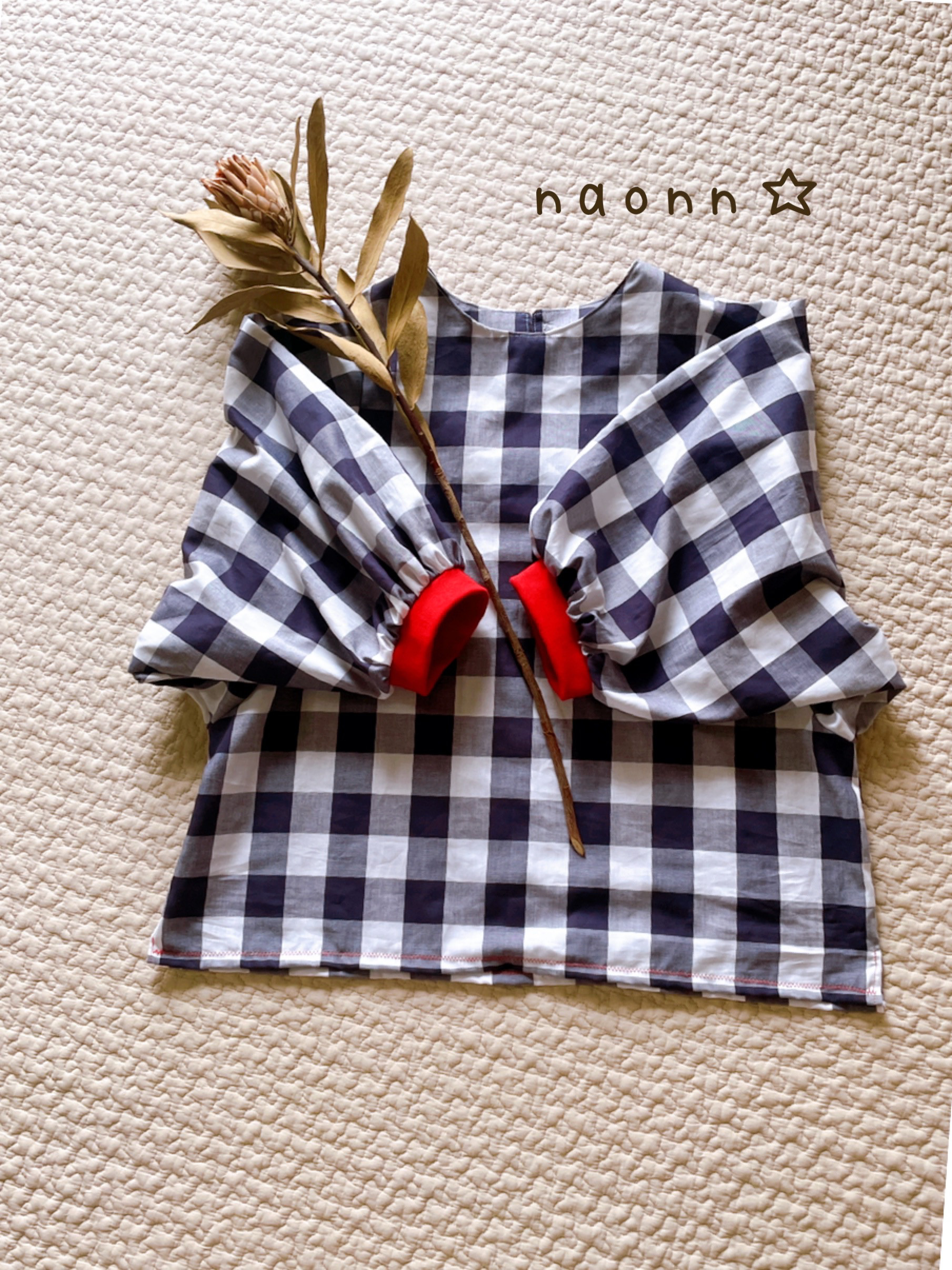 ブロックチェックのブラウス