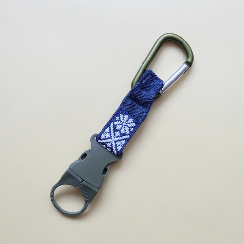 ペットボトル　ホルダー(こぎん刺し) こぎん刺しペットボトルホルダー☺︎藍豆こ【刺繍☺︎刺し子