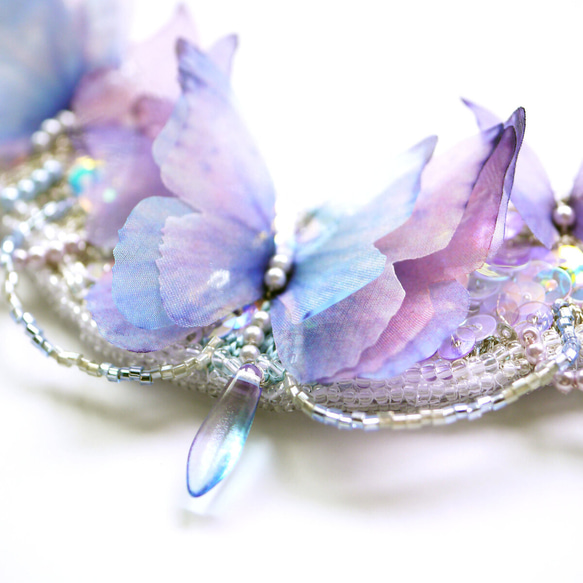 青い蝶々のドレス・ネックレス 6枚目の画像