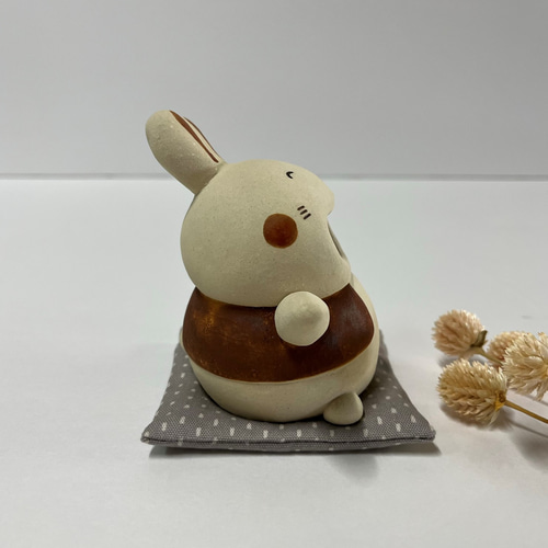 わーいのうさぎ（極小座布団 別） O-214 陶製 /Rabbit/兔子