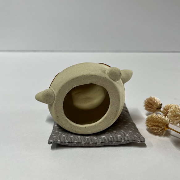 Yai no Rabbit（帶小墊子）O-214 Ceramic /Rabbit/Inko 第8張的照片