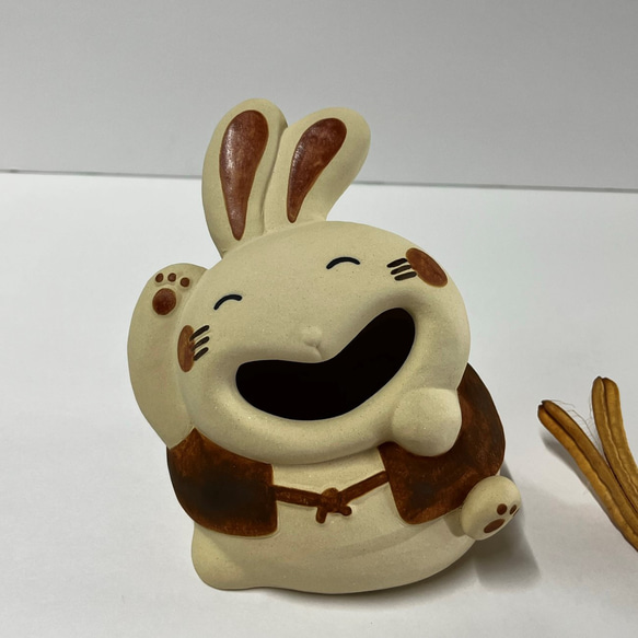 喜劇兔（小）O-209 Ceramic /Rabbit/Inko 第4張的照片