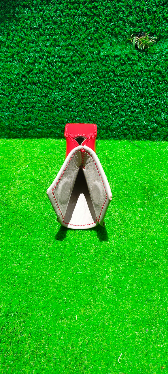 #ゴルフ　ピン型パターヘットカバー（レザークラフト）マグネット開閉式 5枚目の画像