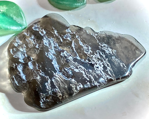 神々との交信の石 ঌ アグニマニタイト 原石 磨き 天然石 東洋占星術師