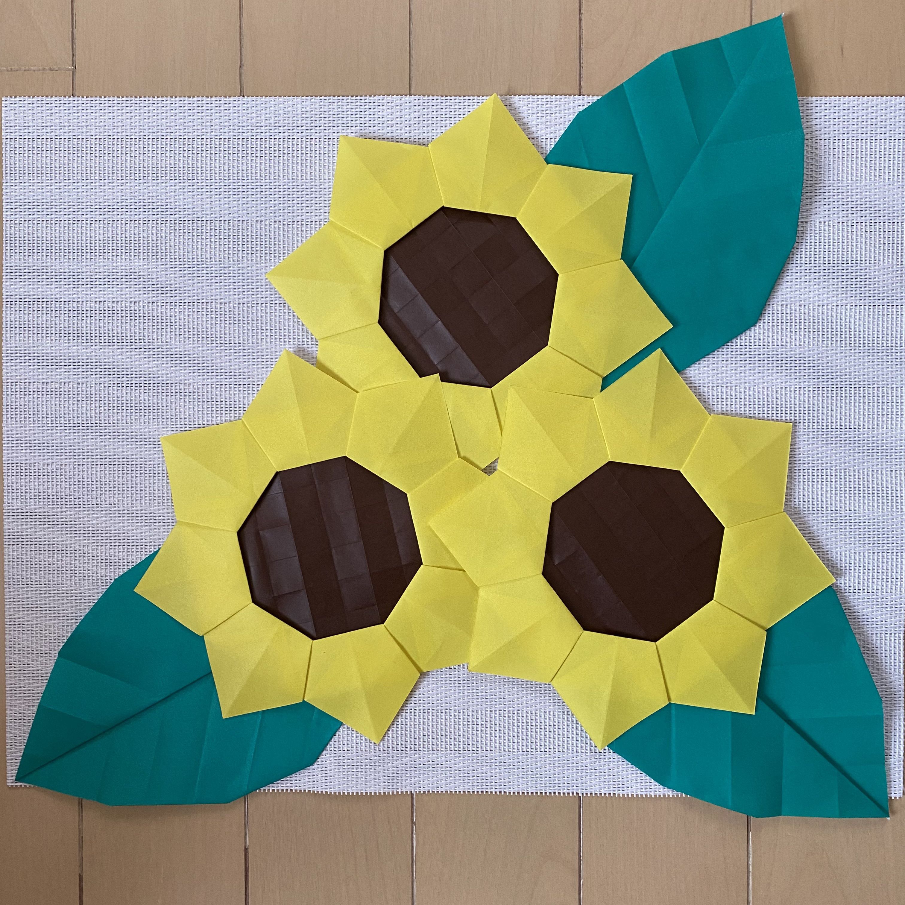 果物の小人1] ハンドメイド 折り紙 よこさ 壁面飾り ご褒美メダル 