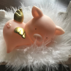 天使の豚さん　ベビーベッド 1枚目の画像