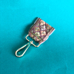インド刺繍リボンのキーホルダー 2枚目の画像