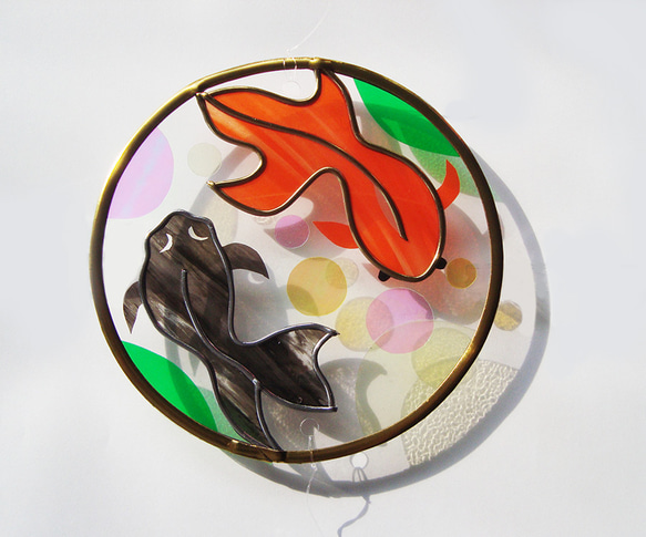 金魚のサンキャッチャー　ステンドグラス風　グラスアート （受注生産） 2枚目の画像
