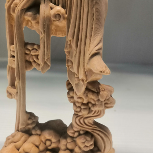 木彫 嫦娥 彫刻月神 女神 置物 彫刻 minn 通販 14152146｜Creema(クリーマ)