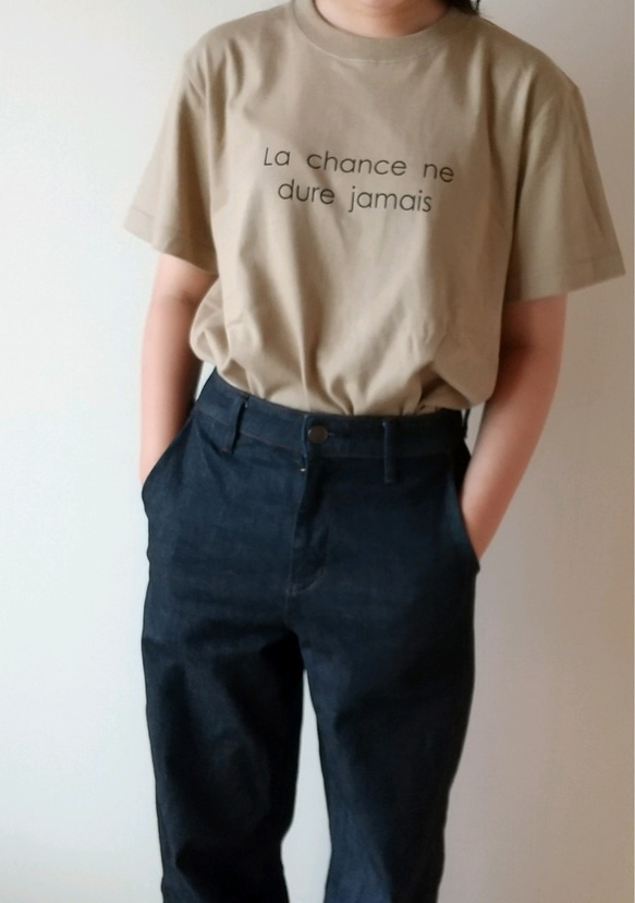 フランス語ロゴTシャツ  La chance【ホワイト】【サンドカーキ】 16枚目の画像