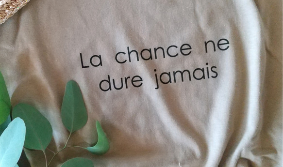 フランス語ロゴTシャツ  La chance【ホワイト】【サンドカーキ】 17枚目の画像