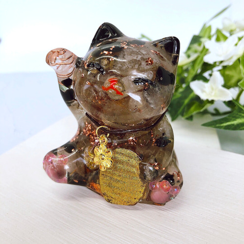 宮古での金運コイコイ招き猫勾玉オルゴナイト 招き猫✨金運三毛✨オルゴナイト