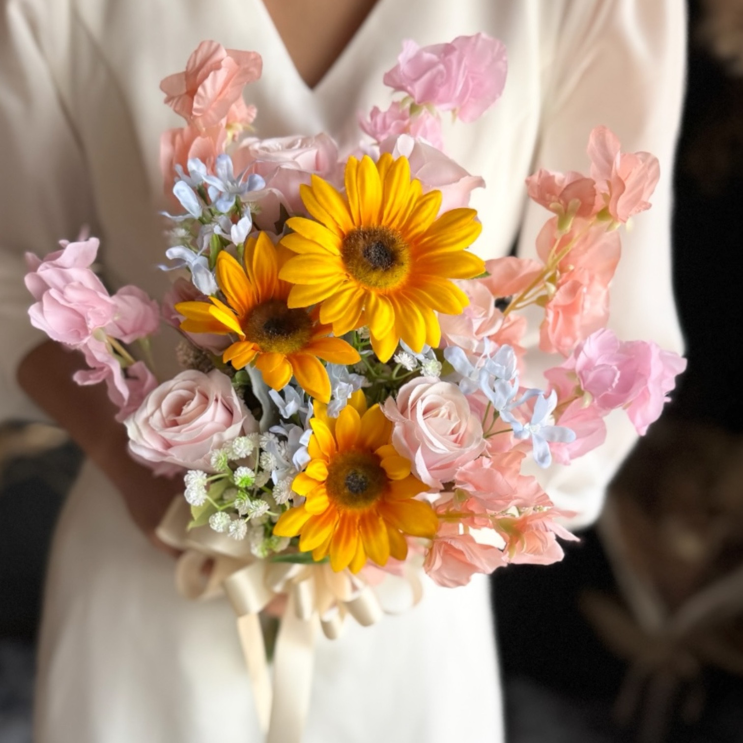 【送料無料】ピンク×ひまわりクラッチブーケ☆ブートニア