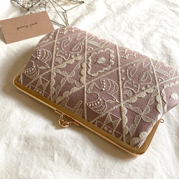 新作♩仕切りがま口ポーチ✨symphony アイボリー ミナペルホネンの生地