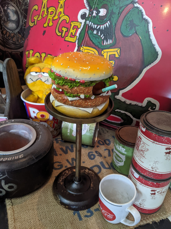 おんぼろ！ハンバーガー/ スタンド灰皿（アシュトレイ） ハンバーガー屋さん 置き看板/ #アメリカンハンバーガー 4枚目の画像