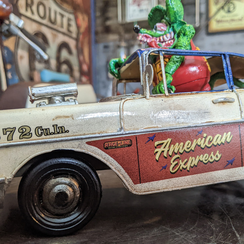 ラットフィンク　ratfink ムーンアイズ lowrider インパラ 消化器 ムーンアイズ ラットフィンク アメ車 lowrider インパラ