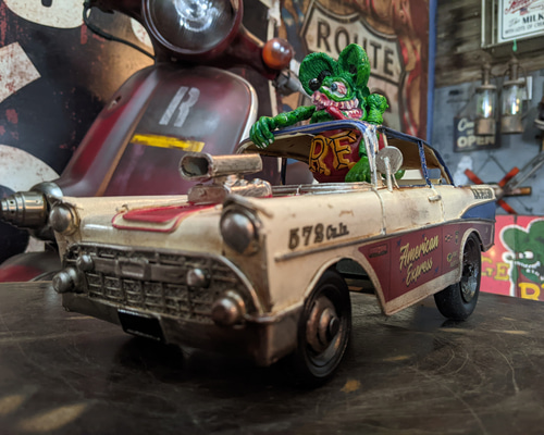 消化器　ムーンアイズ　ラットフィンク　アメ車　lowrider インパラ 消化器 ムーンアイズ ラットフィンク アメ車 lowrider インパラ