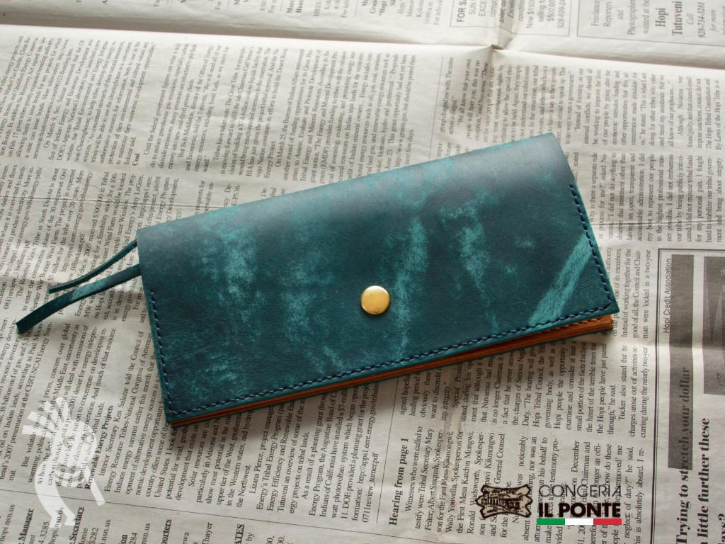 【イタリアンレザー】　手縫い長財布　ブルーxキャメル　バイカーズウォレット