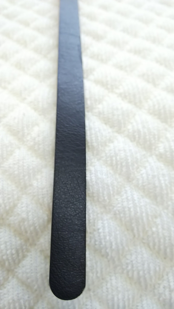 本革製 ファッションベルト リバーシブル 黒 グレー フリーサイズ 7枚目の画像