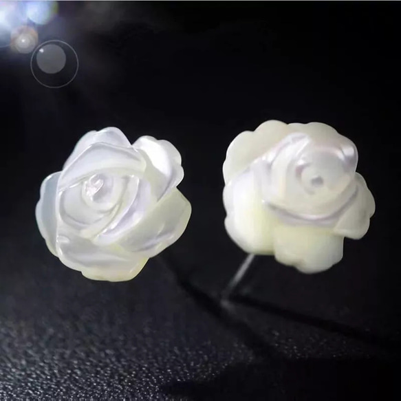 Mother of Pearl White Rose pierce / nonho ru 3枚目の画像