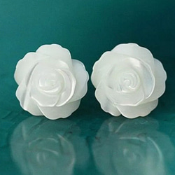 Mother of Pearl White Rose pierce / nonho ru 14枚目の画像