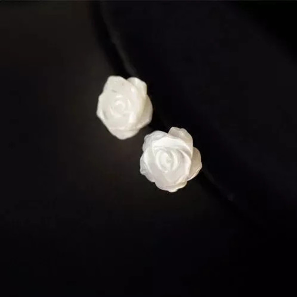 Mother of Pearl White Rose pierce / nonho ru 16枚目の画像