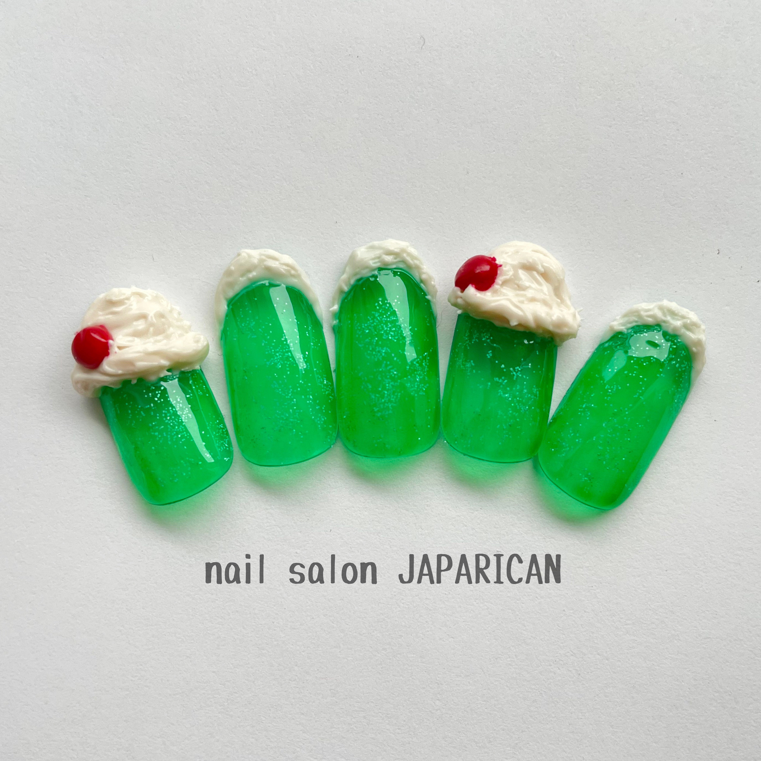 クリームソーダネイル