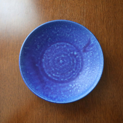 SALE]ディープシーブルー 海色の釉薬 7寸深皿 中皿 TSUCHI-HANAKI 通販