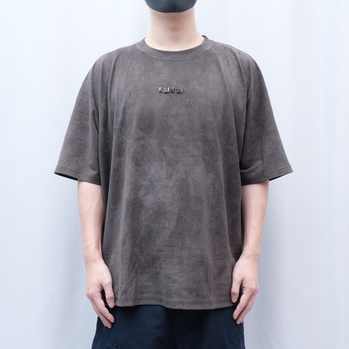 スエードロゴラグラン半袖Tシャツ-ダークグレー/ベージュ T