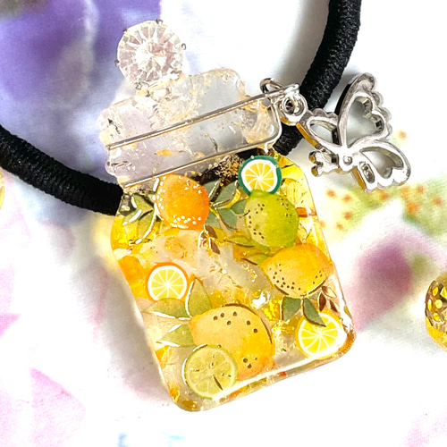 受注制作】おしゃれなガラス瓶に入ってる蜂蜜レモン 琉球ガラス