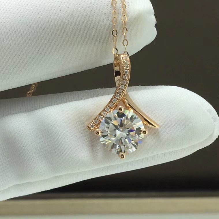 【newデザイン】モアサナイト ネックレス K18PG