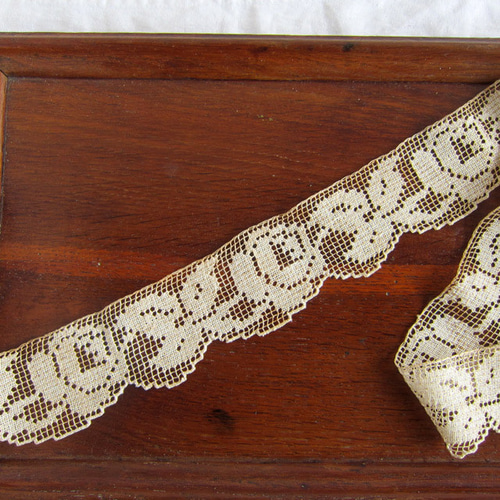 148cm巾5.5cmフランスアンティーク 麻 フィレレース ローズ模様 レース