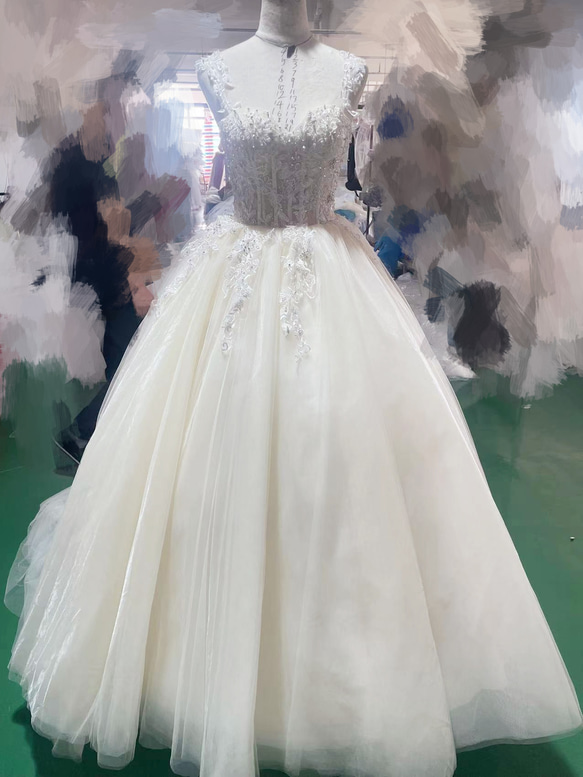 豪華！ウエディングドレス 上品花レース キラキラのハンドビーディング  