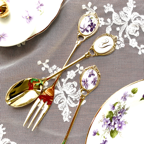 1本からOK】イニシャル＆スミレのカトラリー（スプーン・フォーク