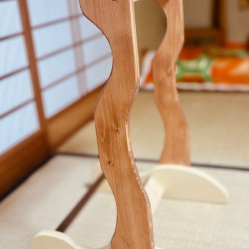 24時間以内に発送】手作り木工 木製三味線スタンド （ツートーン
