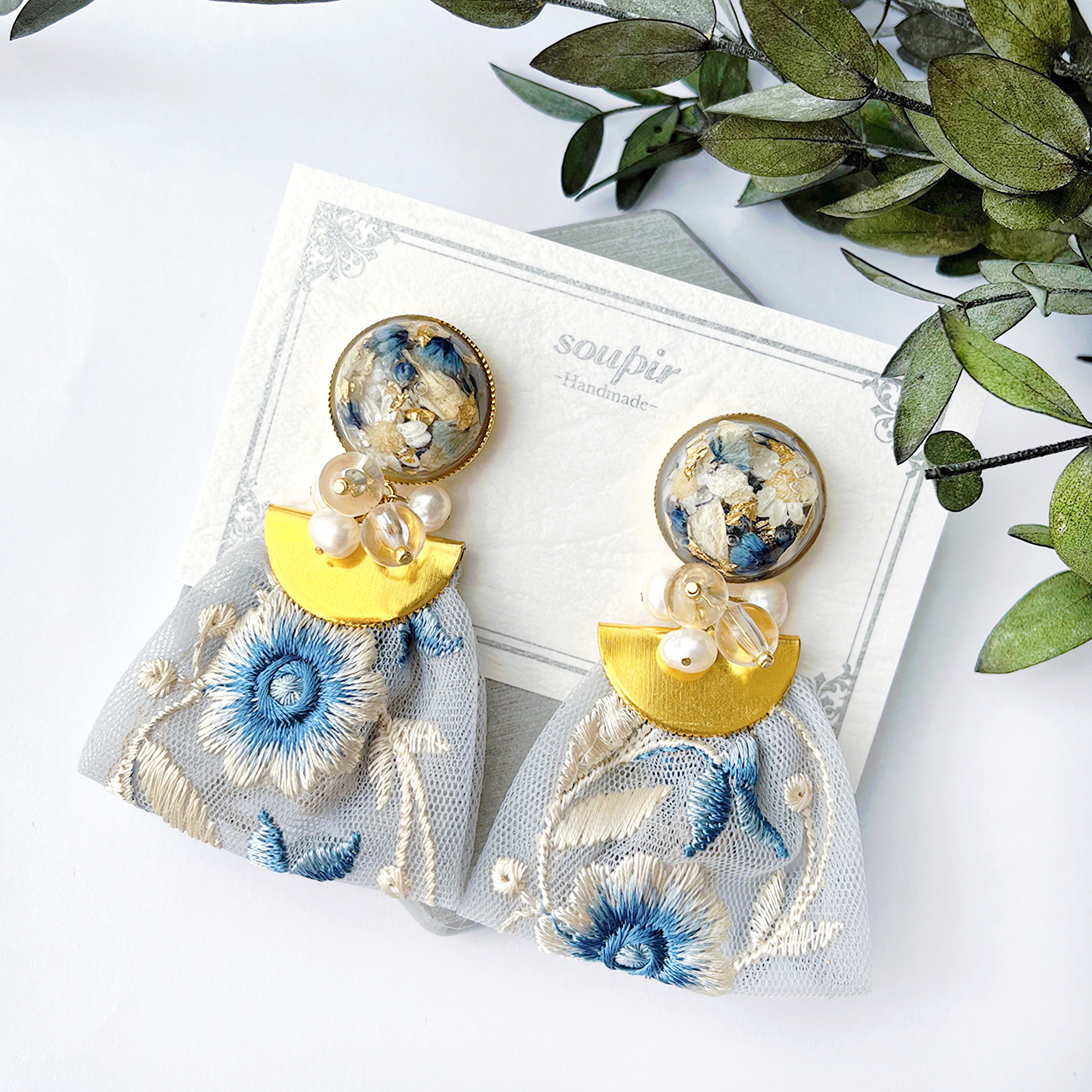 大ぶりチュールインド刺繍リボンタッセルピアス・イヤリング ピアス