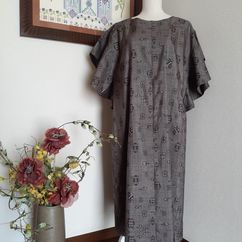 ☆ 着物リメイク 大島紬 フリル袖 ワンピースです ☆ ワンピース