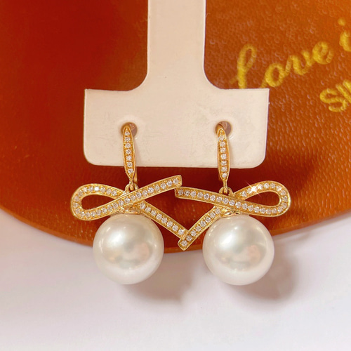 新品同様♡k18♡大粒15㎜♡マベパールピアス♡リフォームお仕立て品 新品同様♡k18♡大粒15㎜♡マベパールピアス♡リフォームお仕立て品