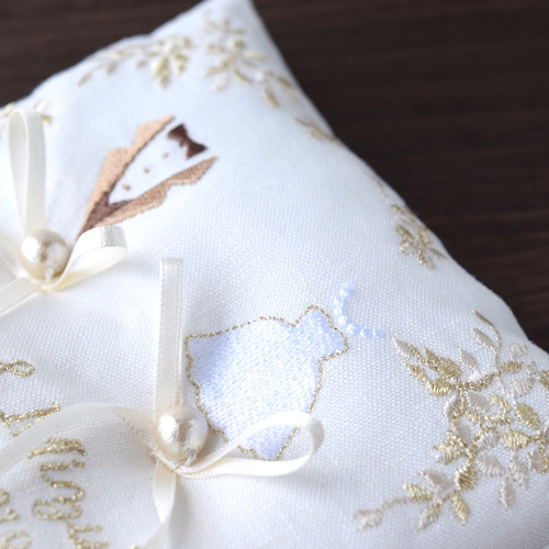 名入れ】刺繍のリングピロー | アイボリー | ナチュラルウェディング