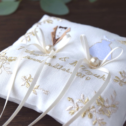 名入れ】刺繍のリングピロー | アイボリー | ナチュラルウェディング