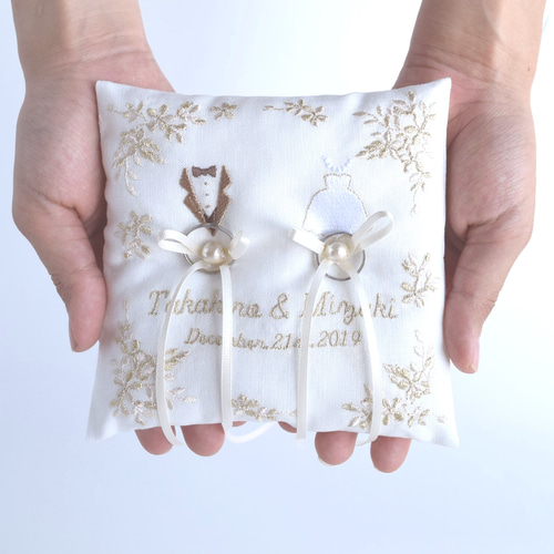 名入れ】刺繍のリングピロー | アイボリー | ナチュラルウェディング