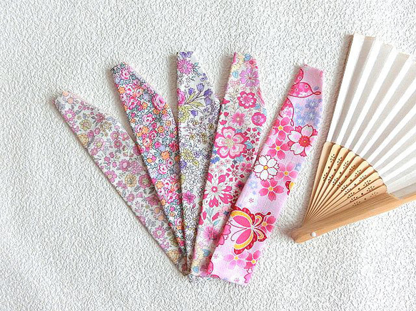 美しい花の絵柄 扇子 書道付き 収納ケース付き 楽天市場】扇子 通販 花柄 フラワー扇子 せんす フラワー