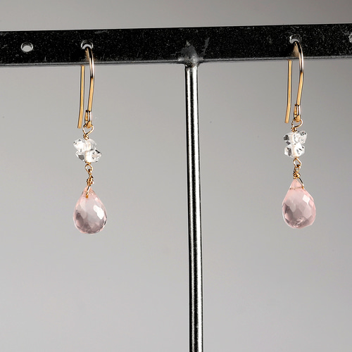 【ご予約品】 ローズクォーツとハーキマーのピアス/K14GF（金具交換OK ピアス