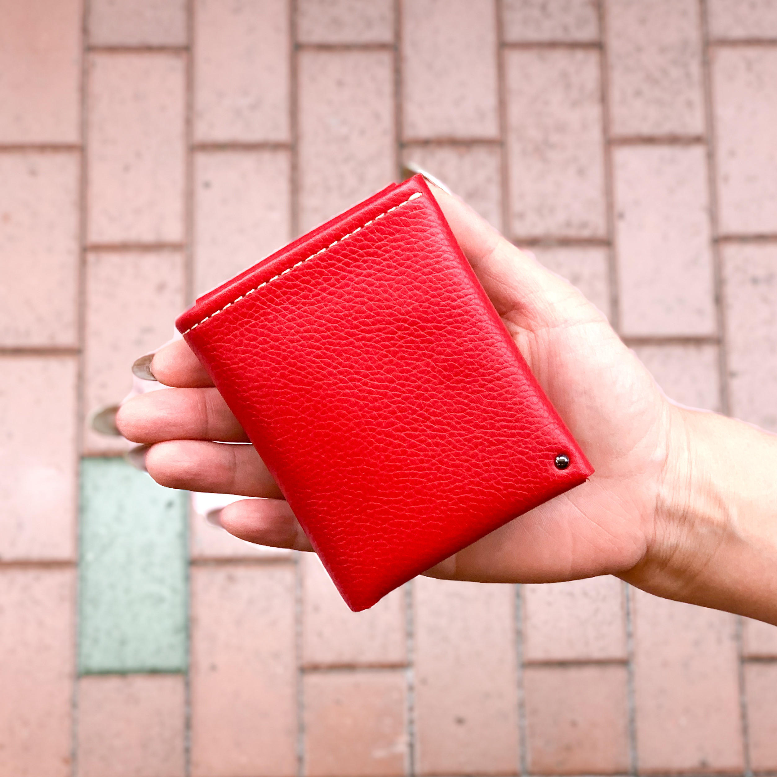 コンパクトで、収納力、使い勝手抜群なパーフェクトウォレット